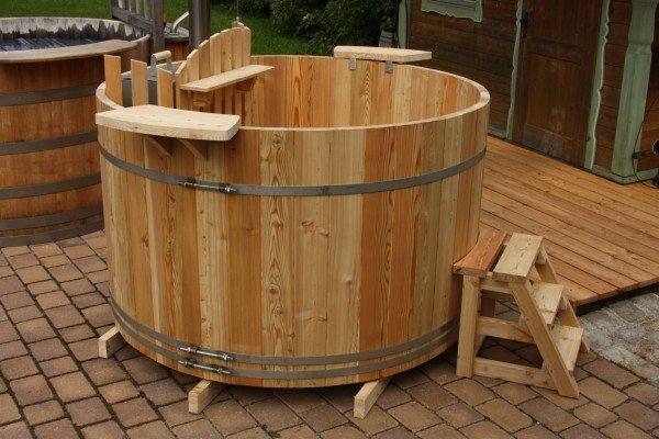 Kangu Hottub, bayrische Jacuzzi, Hotpot für 6 Personen Badebottich , der bayrische Jacuzzi